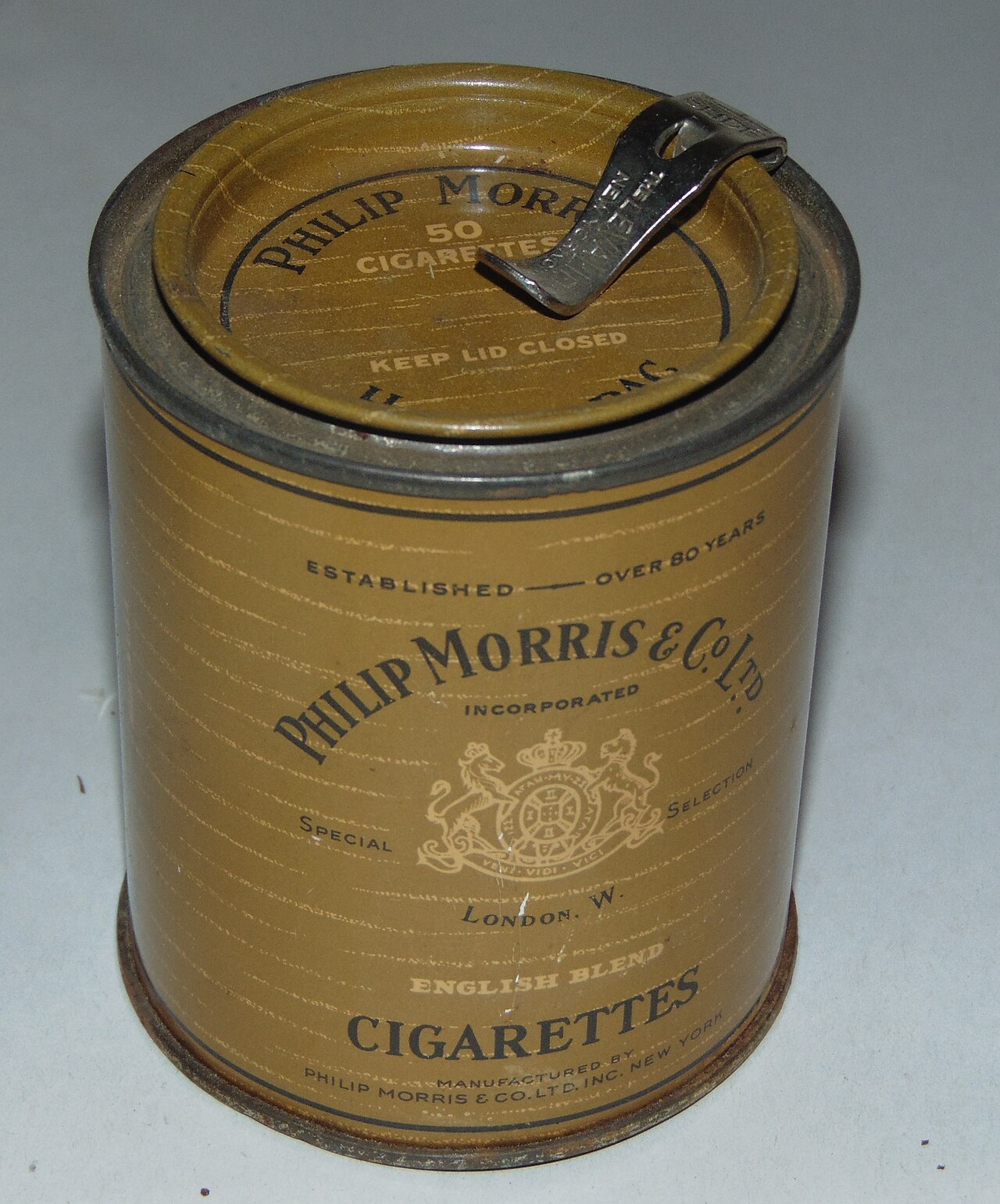 Philip Morris ČR zklamal: zisk v pololetí klesl o 7 %, dividendě hrozí další pokles