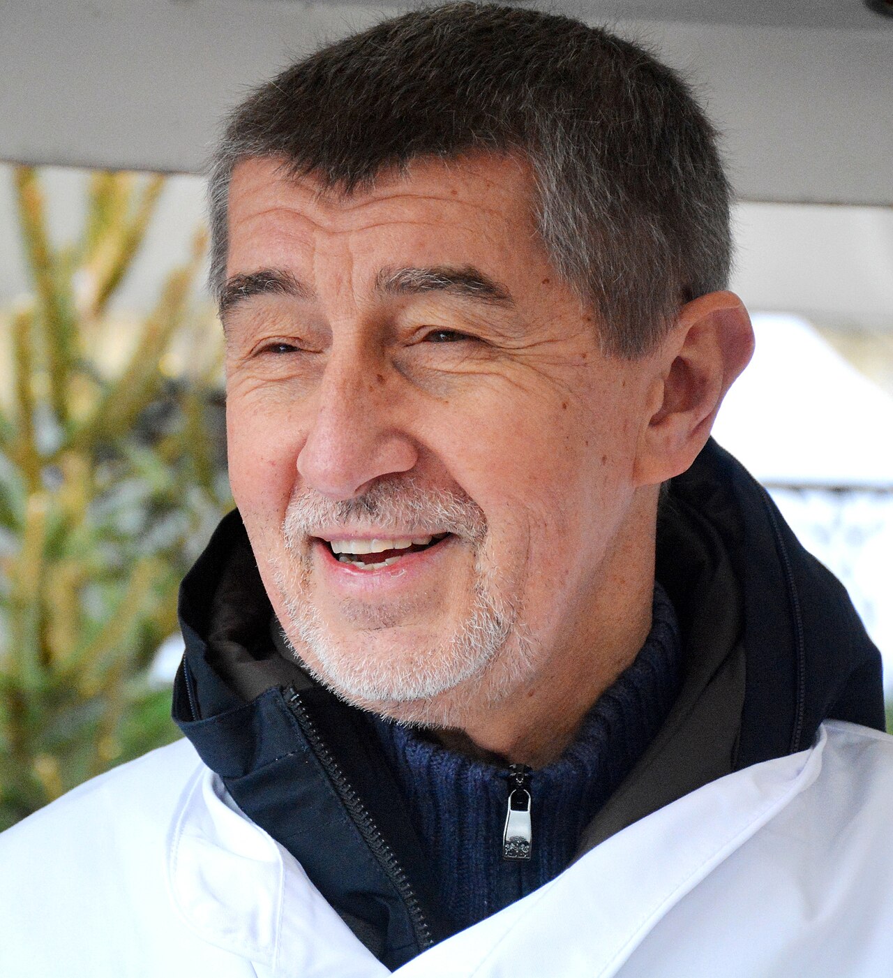 Babiš našel viníka současné mizérie. Nenasytné banky, chystá pro ně trest